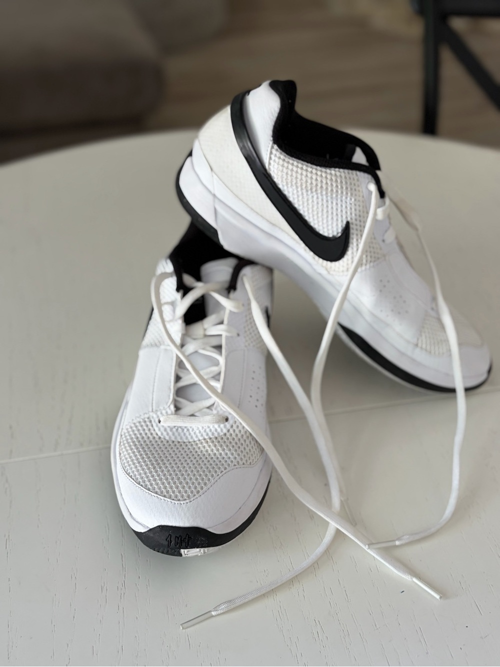 Nike White and Black Low-Top Sneakers